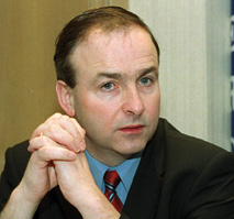 Martin-Hands-Crossed2