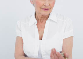 Osteoporosis-487709583