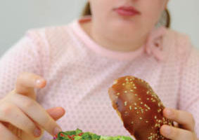 Obesity-young-girl