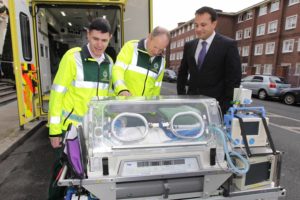 NO-FEE-4-child-critical-care-ambulance