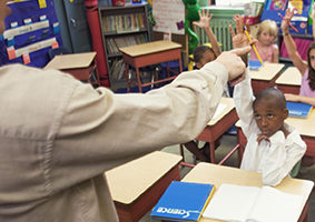 pupils1-ThinkstockPhotos-76754172