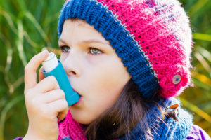 child-asthma-inhaler-ThinkstockPhotos-496886730
