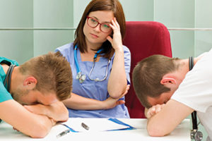Tired-Nurses-ThinkstockPhotos-522222165a