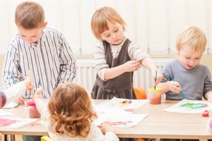 Children are painting