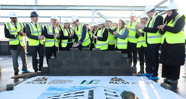 Pictured at the official ‘topping out’ of the new RCSI Dental Education Centre at Connolly Hospital, Blanchardstown was Minister Minister for Public